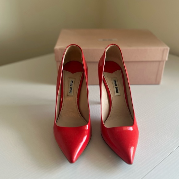 Miu Miu Patent Leather Glitter Sole Pumps - size 36.5 - Picture 6 of 7